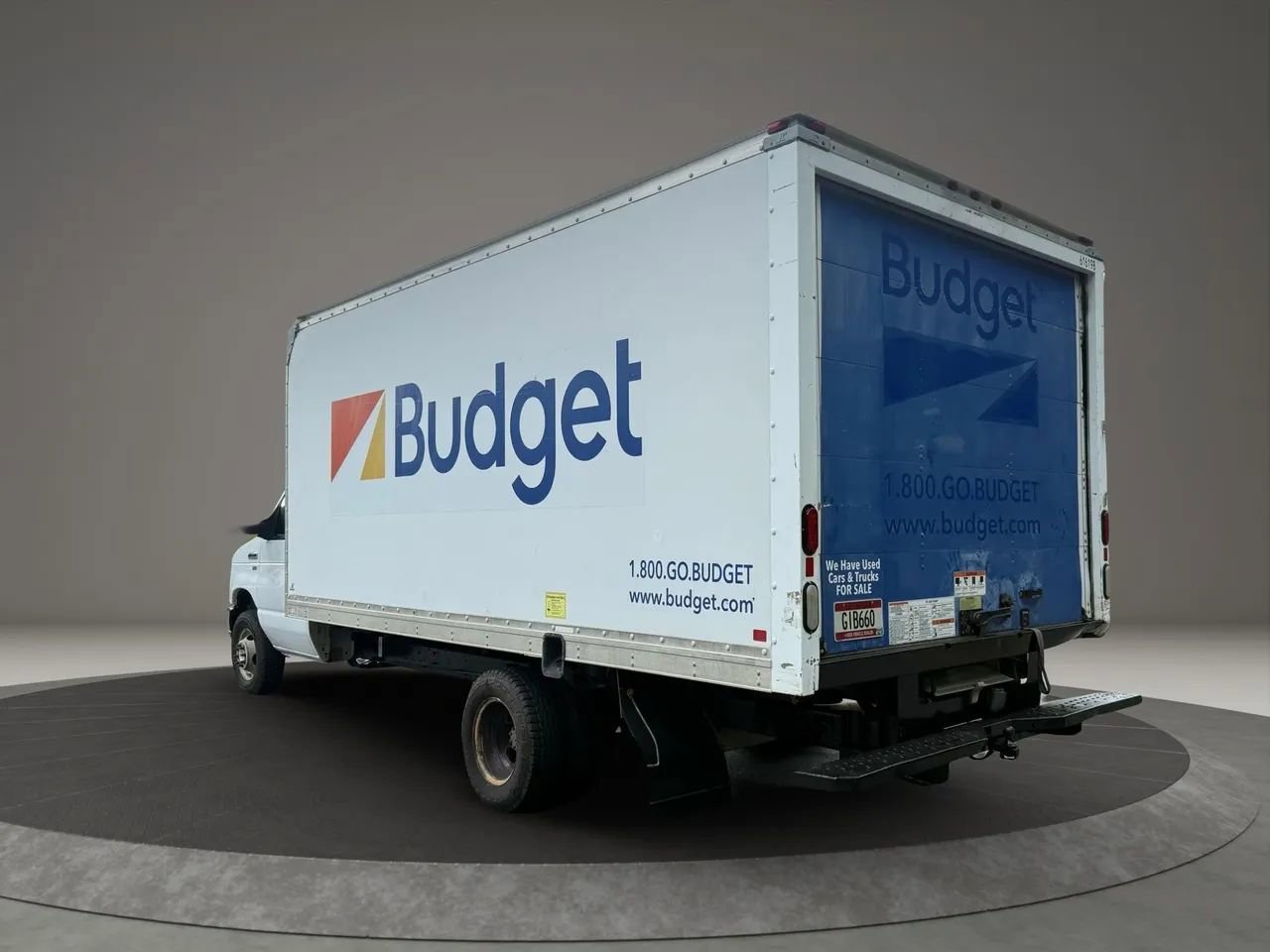 Used 2016 Ford E-350 and Econoline 350 Super Duty image 8