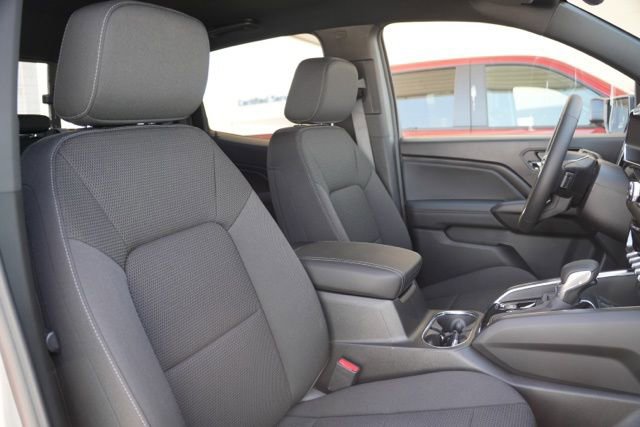 New 2025 GMC Canyon Elevation w/ Convenience Package image 15