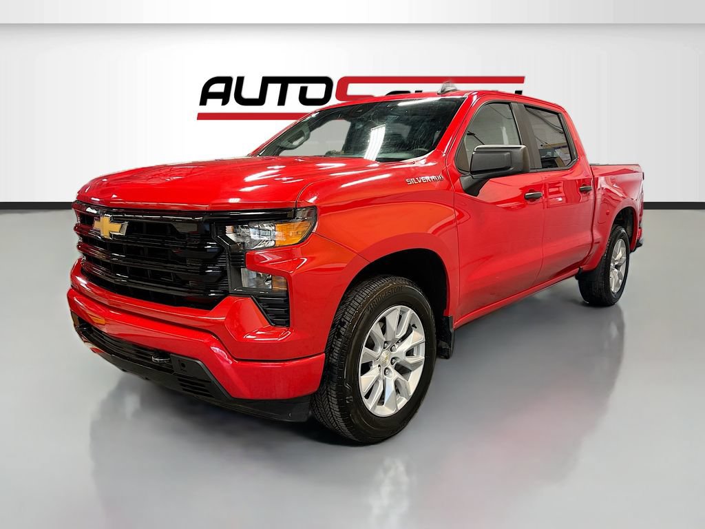 Used 2023 Chevrolet Silverado 1500 Custom AWD/4WD image 3