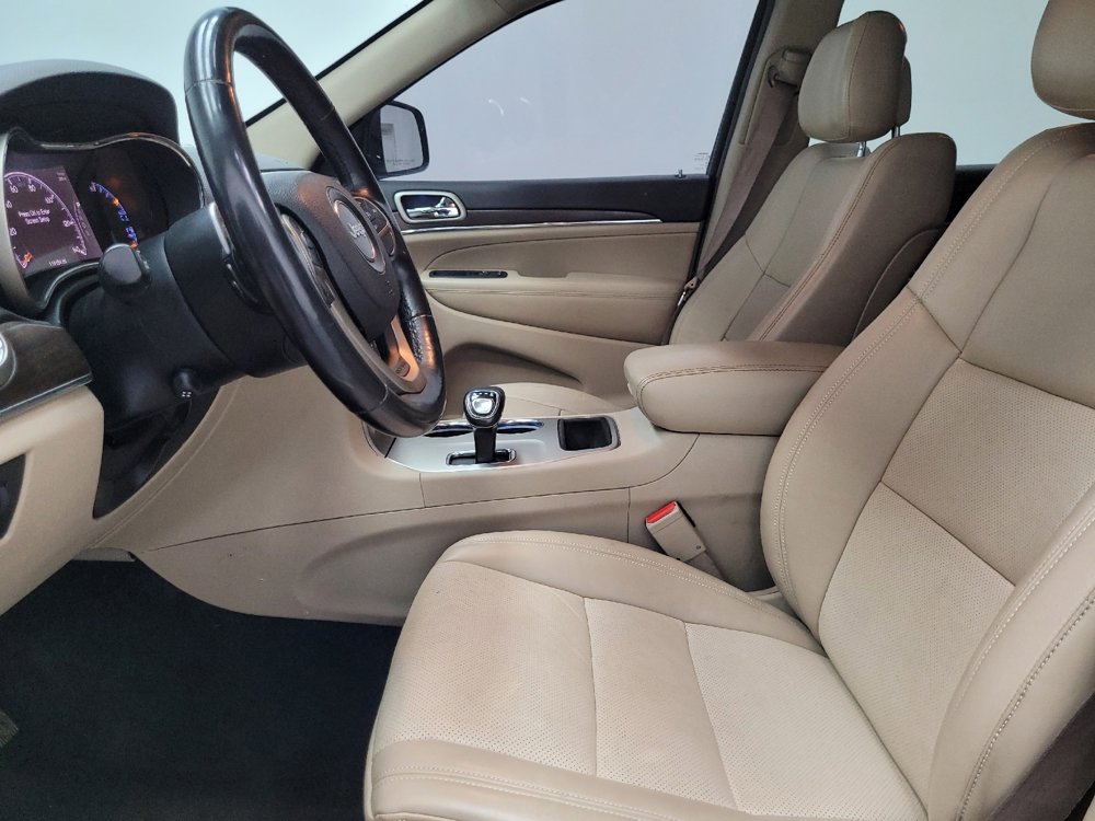 Used 2015 Jeep Grand Cherokee Limited w/ Luxury Group II image 17