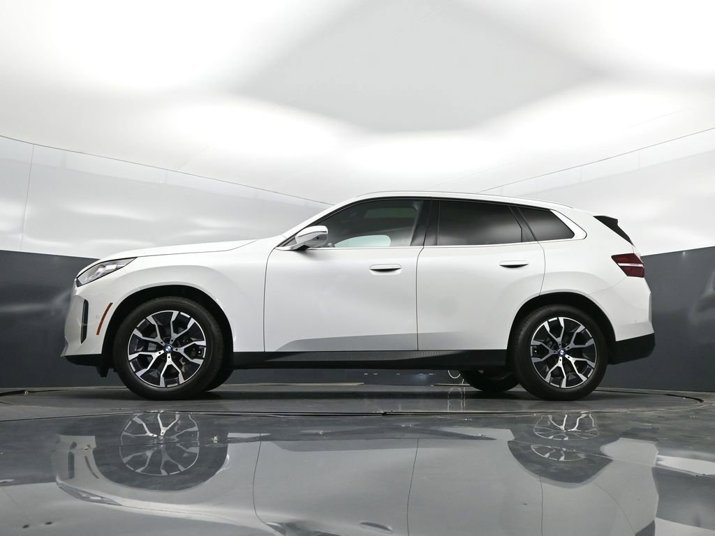 Certified 2025 BMW X3 xDrive30i w/ Premium Package image 39