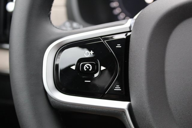 New 2026 Volvo XC90 B5 Core w/ Protection Package Premier image 15