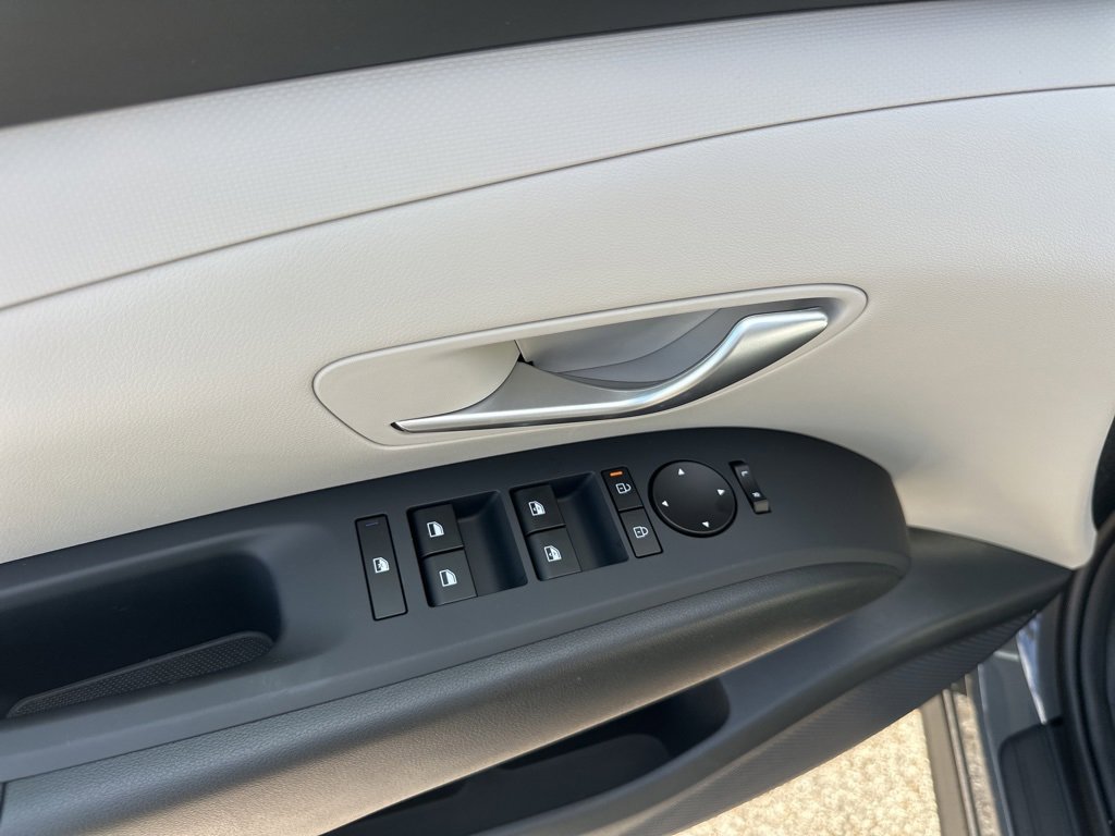 New 2026 Hyundai Tucson SEL image 24