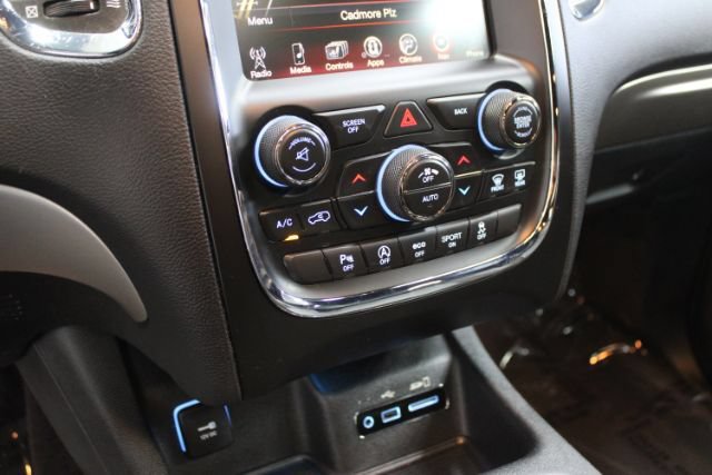 Used 2016 Dodge Durango SXT w/ Blacktop Package AWD/4WD image 18
