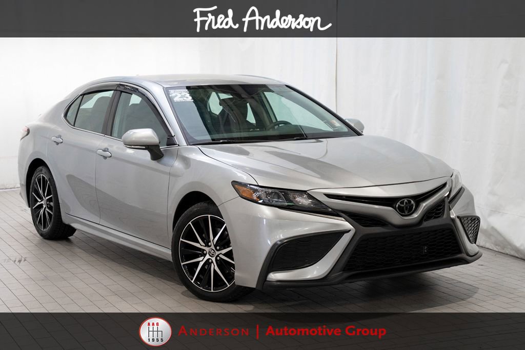 Used 2023 Toyota Camry SE