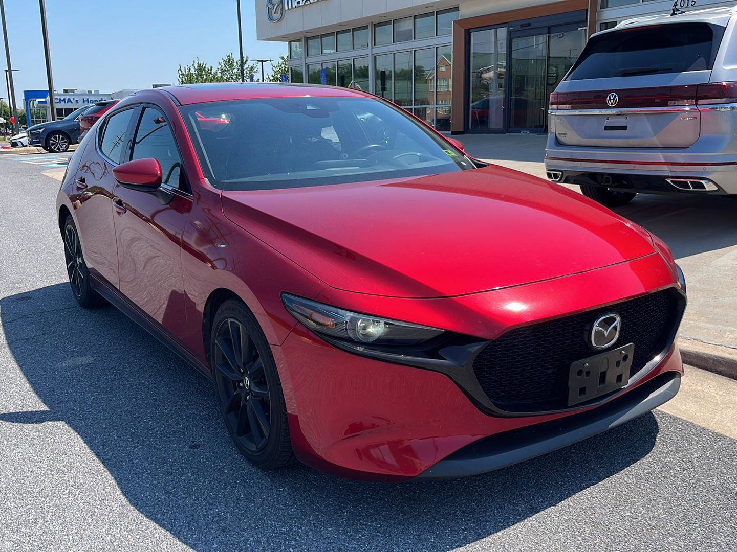Used 2019 MAZDA MAZDA3 AWD Hatchback w/ Premium Pkg image 1
