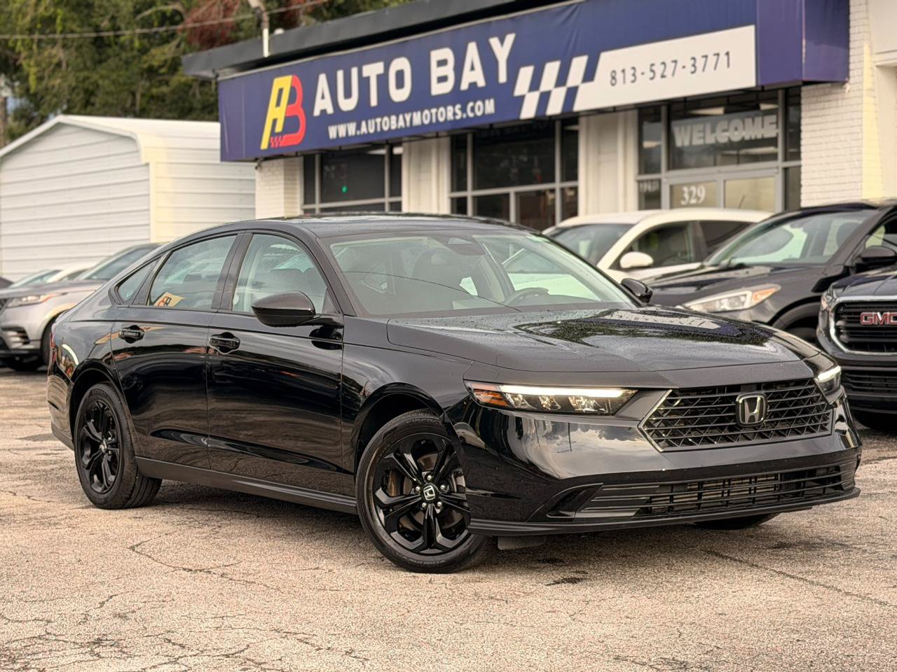 Used 2025 Honda Accord SE image 5