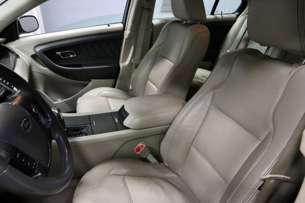 Used 2011 Ford Taurus SEL w/ 201A Rapid Spec Order Code FWD image 26