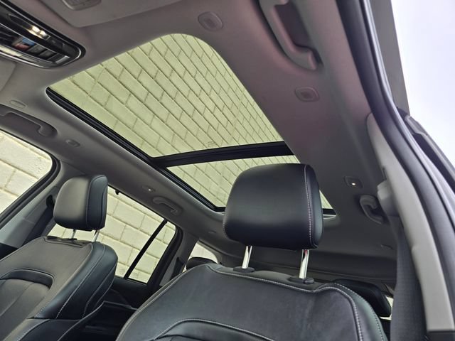 Used 2022 Jeep Grand Cherokee Limited 4xe w/ Luxury Tech Group II AWD/4WD image 25