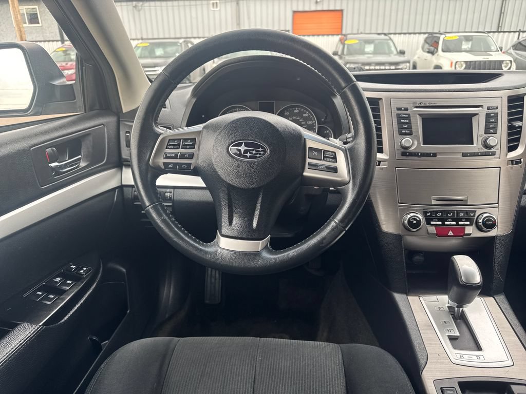 Used 2014 Subaru Outback 2.5i Premium AWD/4WD image 13