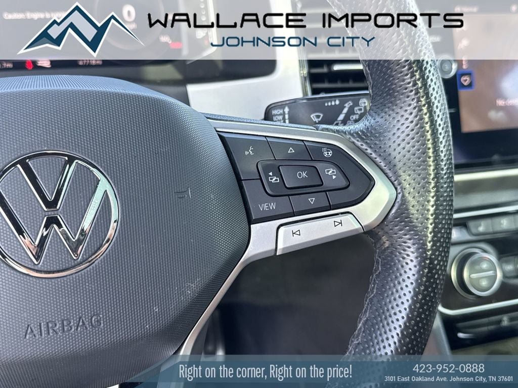 Certified 2022 Volkswagen Atlas Cross Sport SEL Premium R-Line AWD/4WD image 33