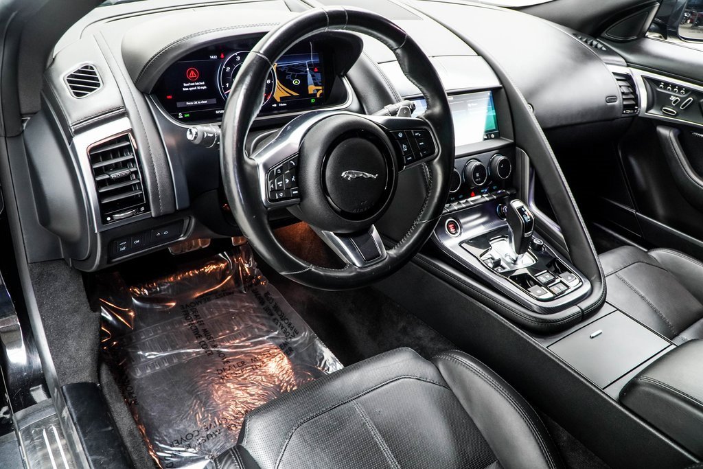 Used 2021 Jaguar F-TYPE R-Dynamic image 16