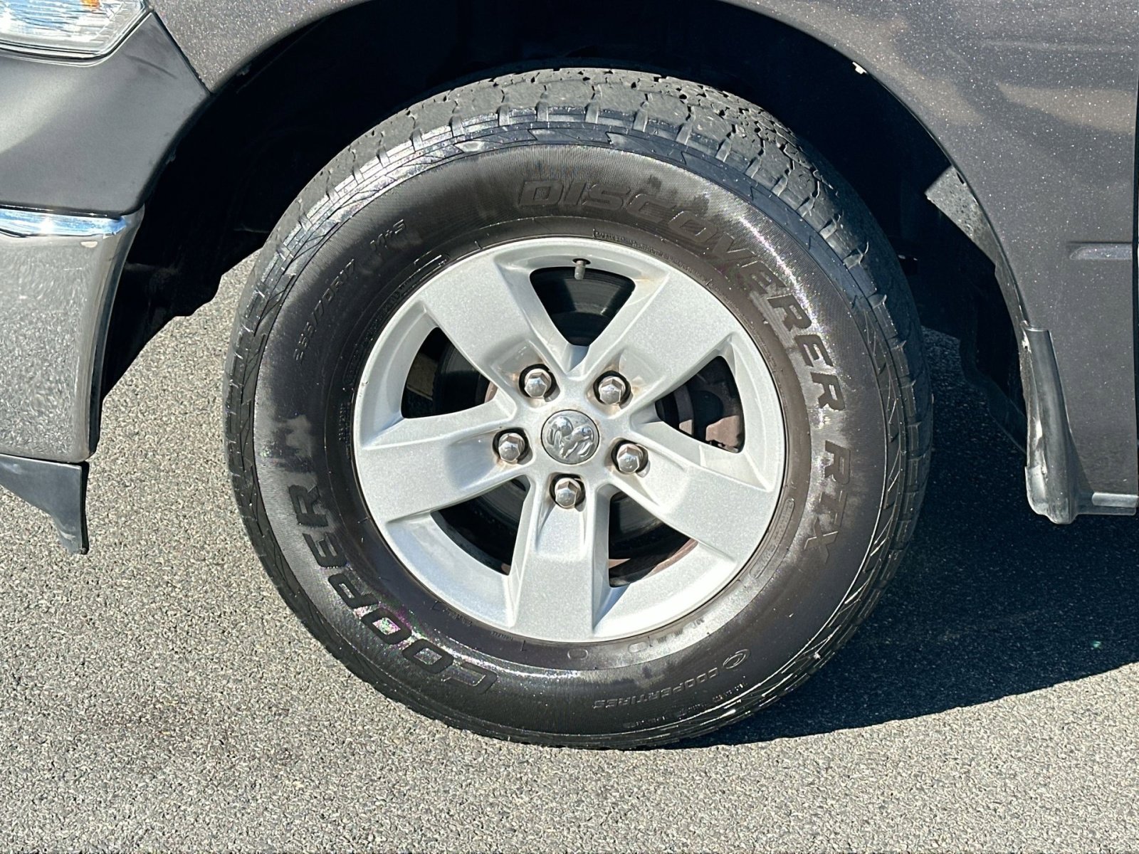 Used 2017 RAM 1500 Tradesman w/ Power & Remote Entry Group image 12