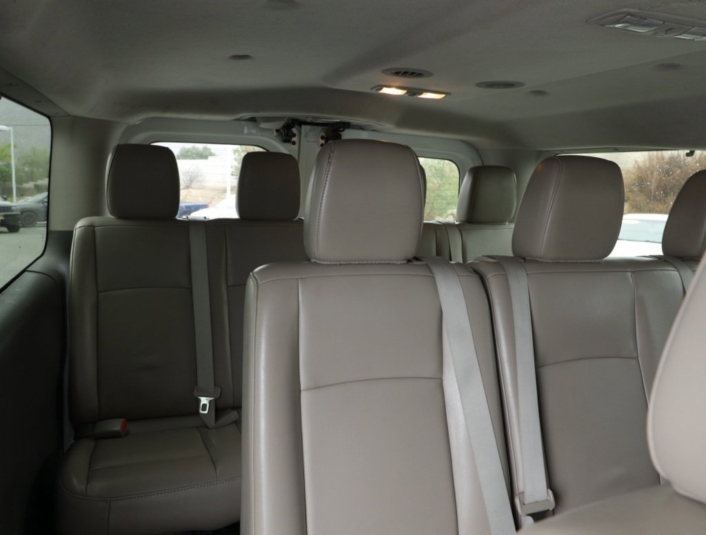Used 2016 Nissan NV 3500 SL image 24