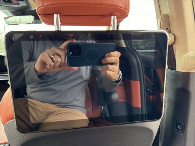 Used 2022 Kia Carnival SX Prestige FWD image 22