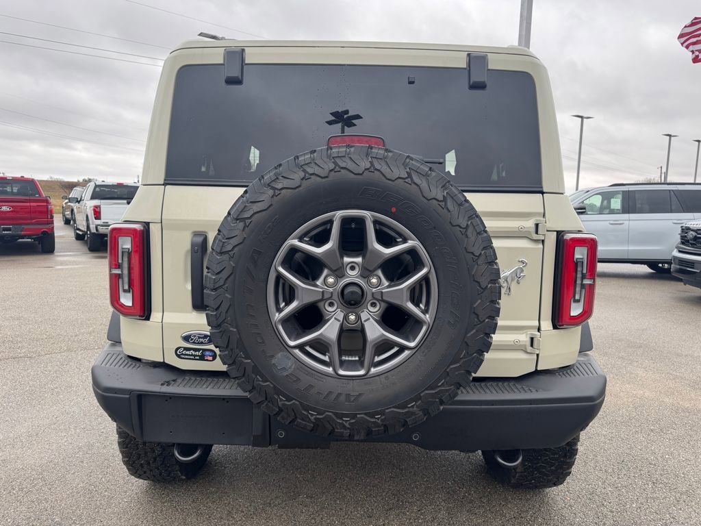 New 2025 Ford Bronco Badlands image 5