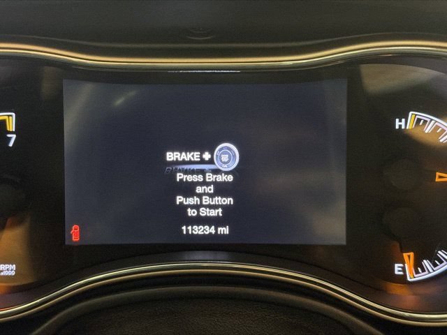 Certified 2017 Jeep Grand Cherokee Overland AWD/4WD image 23