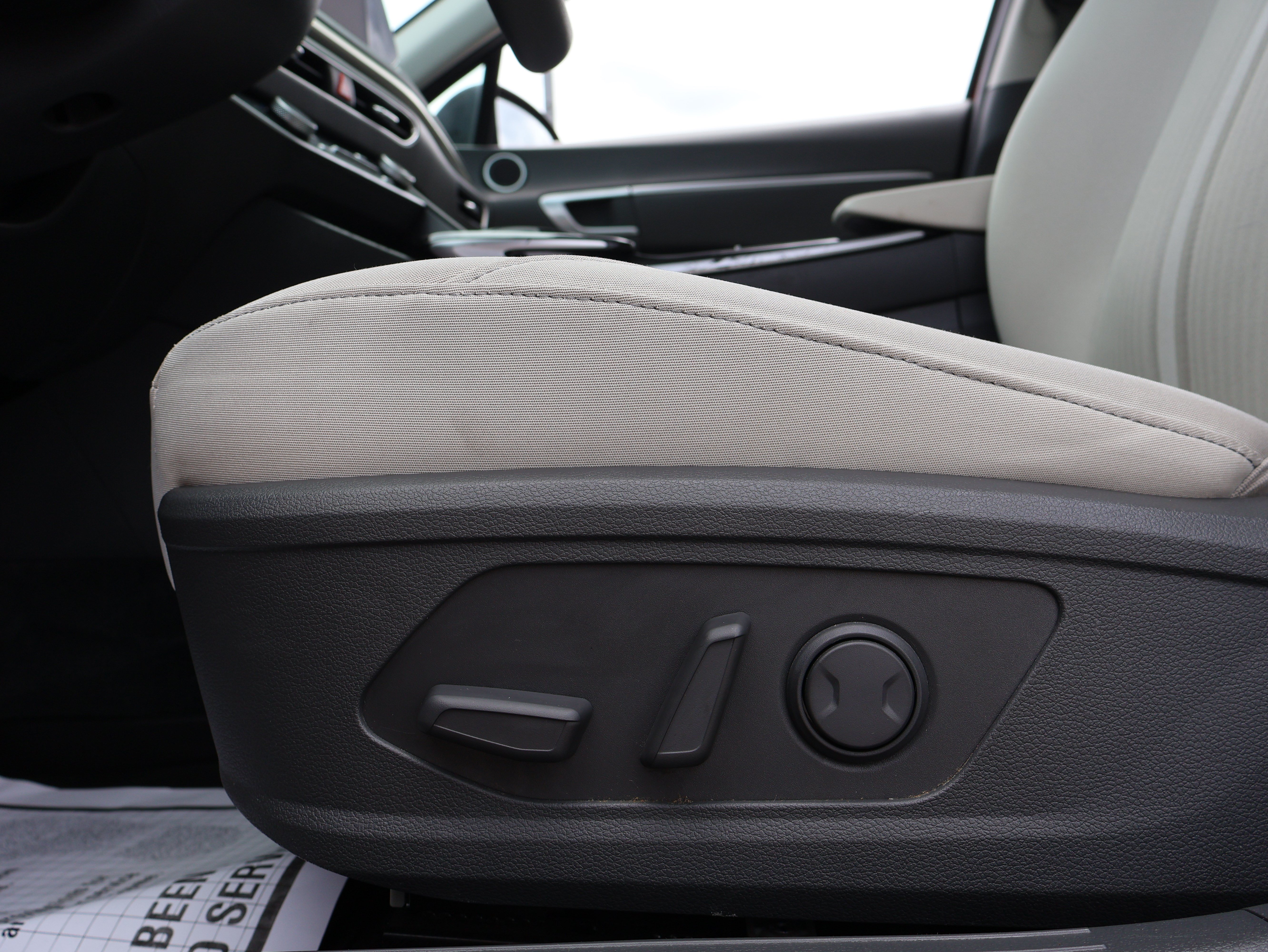 Used 2023 Hyundai Sonata SEL FWD image 20