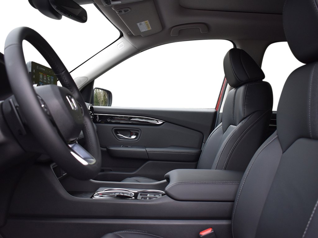 New 2025 Honda Pilot Touring image 9