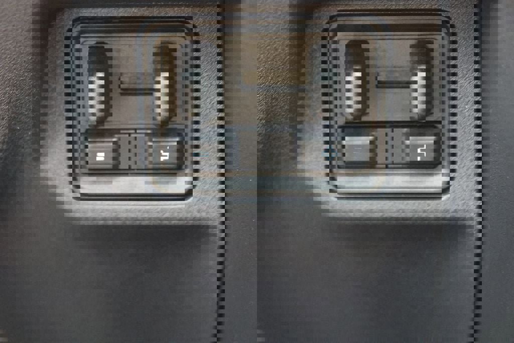 Used 2025 Ford Expedition Max Active image 28