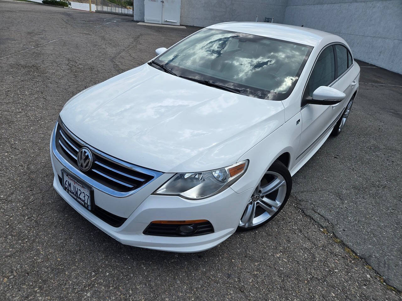 Used 2010 Volkswagen CC Sport FWD image 4