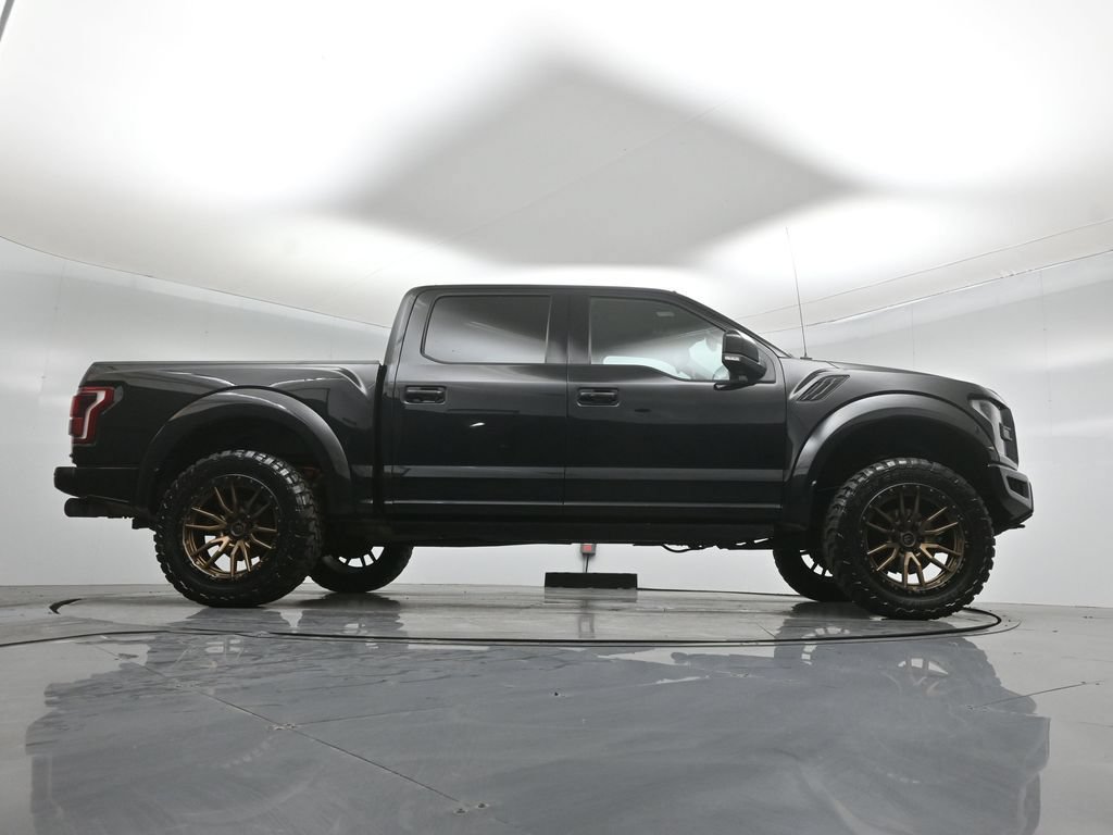 Used 2019 Ford F150 Raptor w/ Equipment Group 802A Luxury AWD/4WD image 47