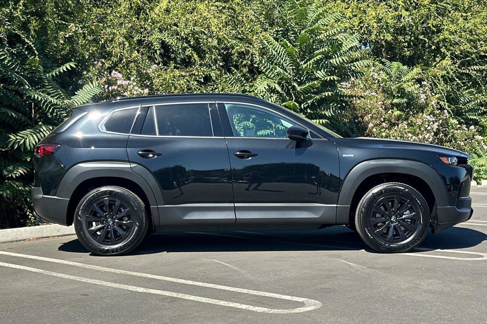 New 2025 MAZDA CX-50 AWD 2.5 Hybrid w/ Cargo Package image 4