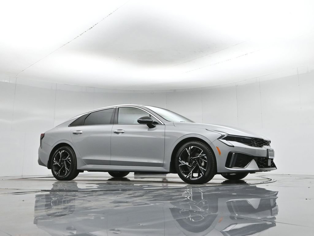 Used 2025 Kia K5 GT-Line w/ GT-Line Premium Package image 4