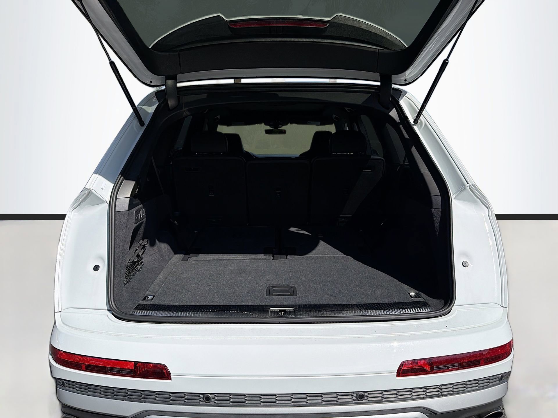 Used 2023 Audi SQ7 Premium Plus image 49