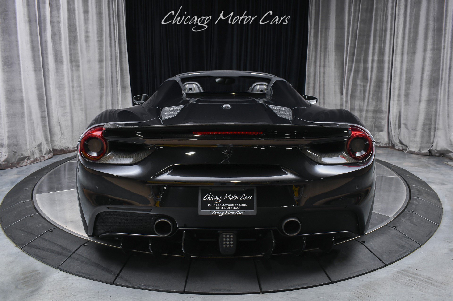 Used 2018 Ferrari 488 Spider RWD image 4