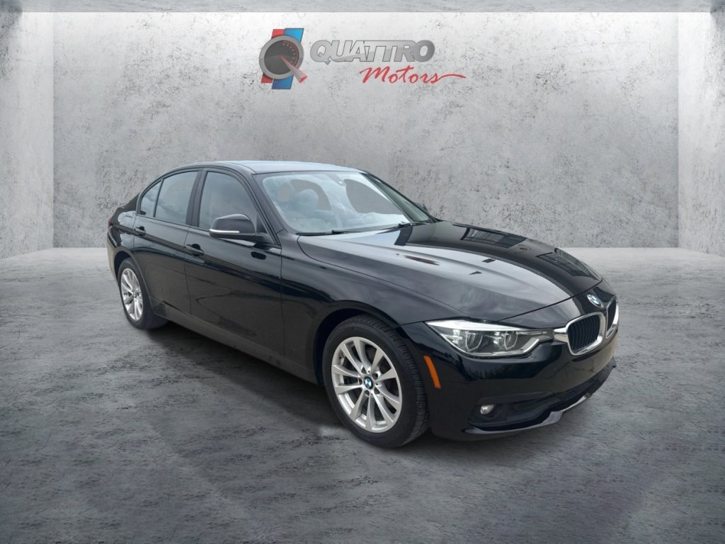 Used 2018 BMW 320i xDrive Sedan AWD/4WD image 8