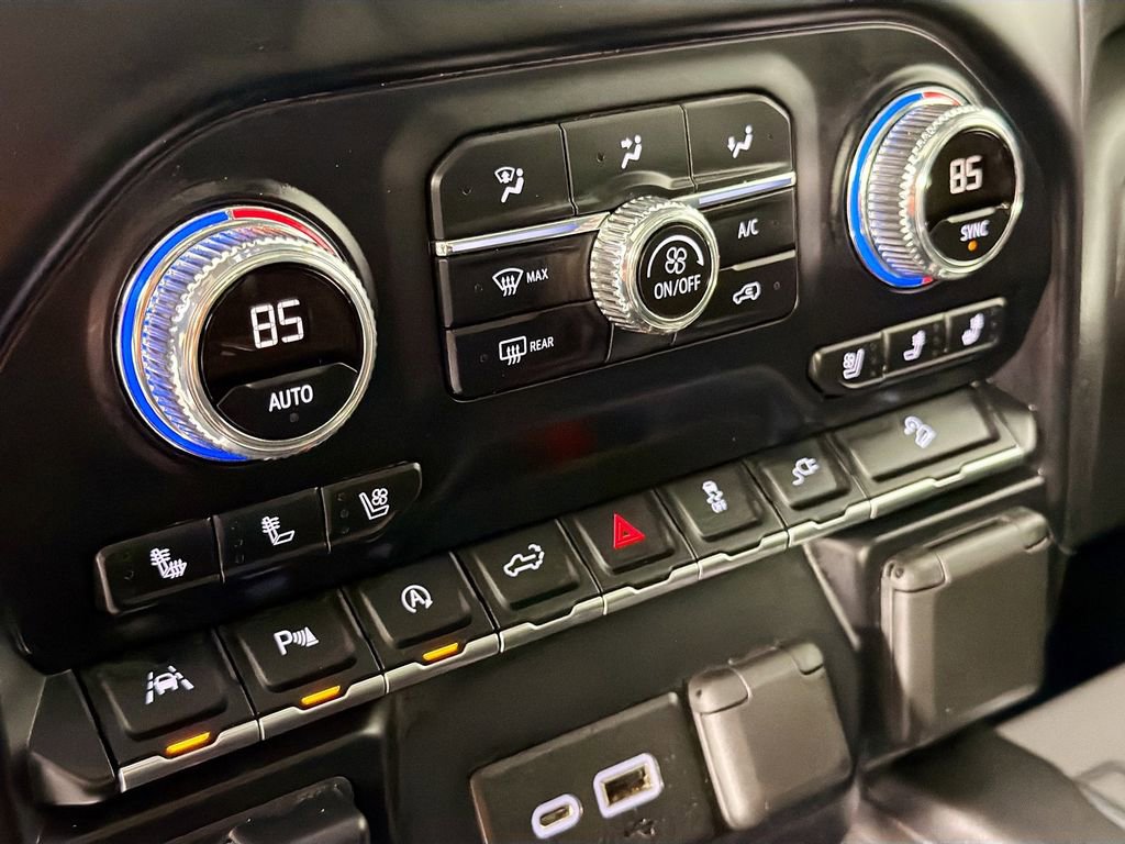 Used 2019 GMC Sierra 1500 SLT w/ SLT Premium Plus Package AWD/4WD image 16
