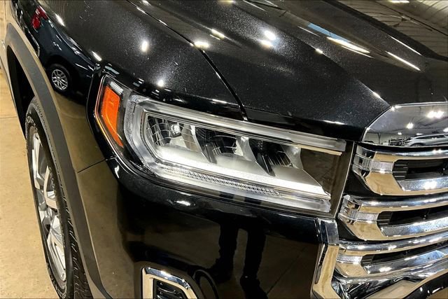 Used 2023 GMC Acadia SLE w/ Driver Convenience Package FWD image 30