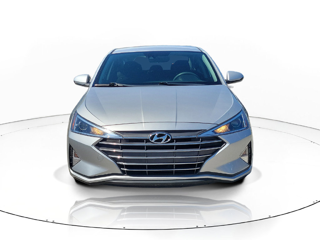 Used 2019 Hyundai Elantra SEL w/ Cargo Package FWD image 2