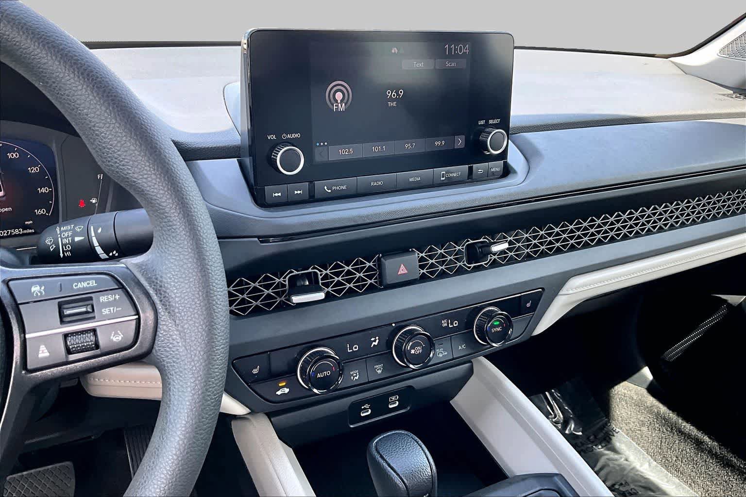 Used 2023 Honda Accord EX image 6