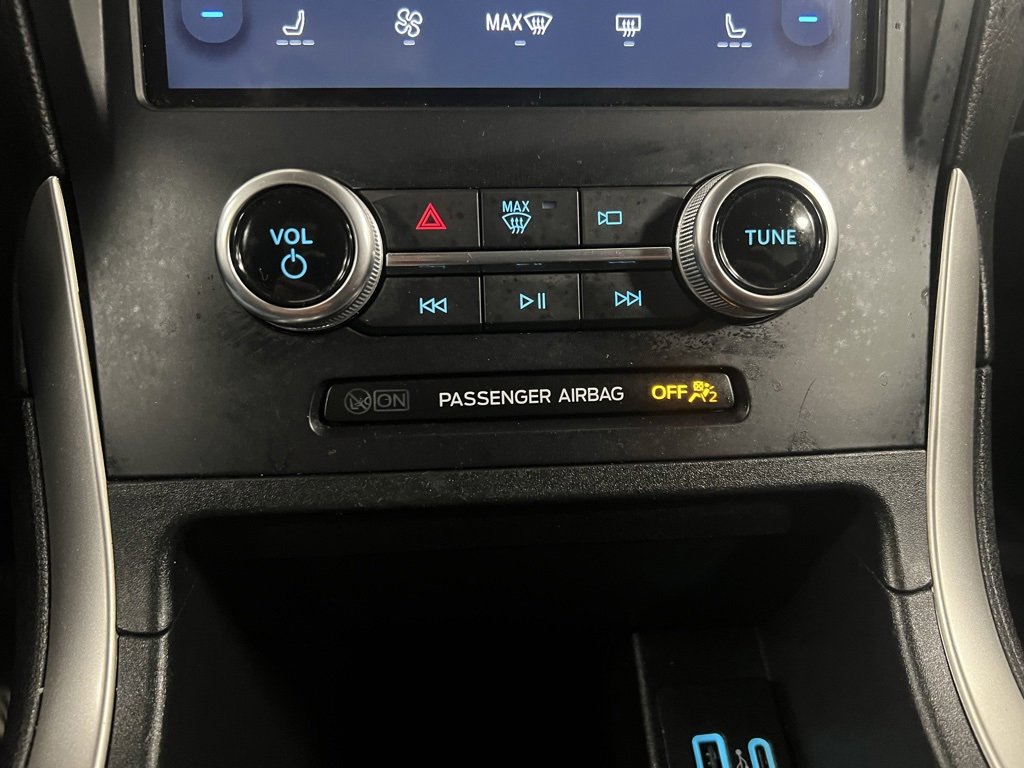 Used 2024 Ford Edge SEL image 42