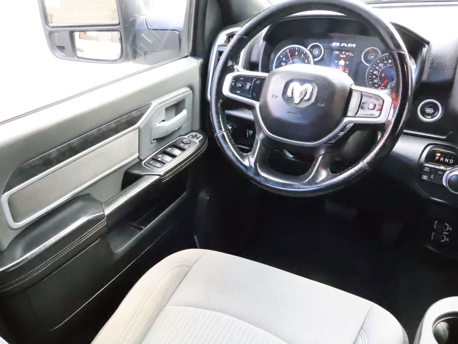 Used 2023 RAM 2500 Big Horn w/ Level 1 Equipment Group image 32