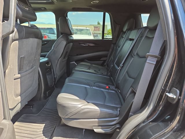 Used 2018 Cadillac Escalade Platinum AWD/4WD image 34