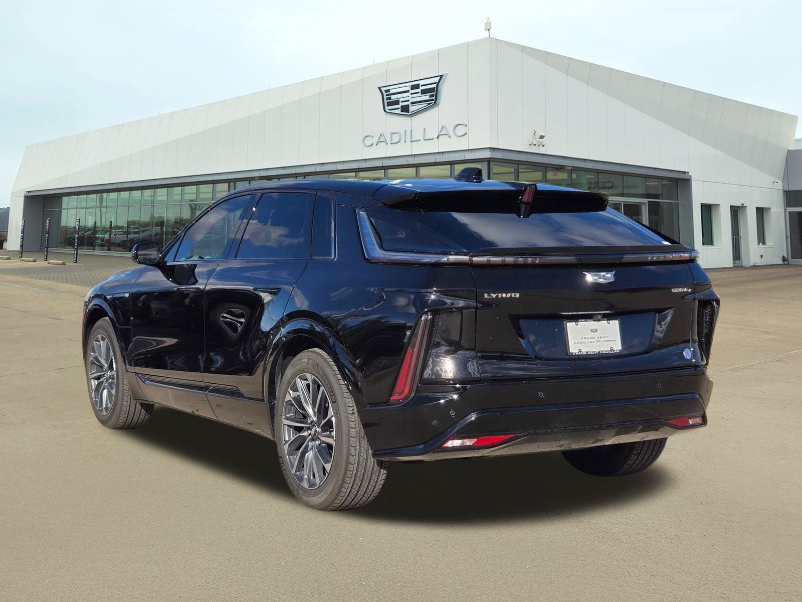 New 2026 Cadillac Lyriq Premium Luxury AWD/4WD image 4