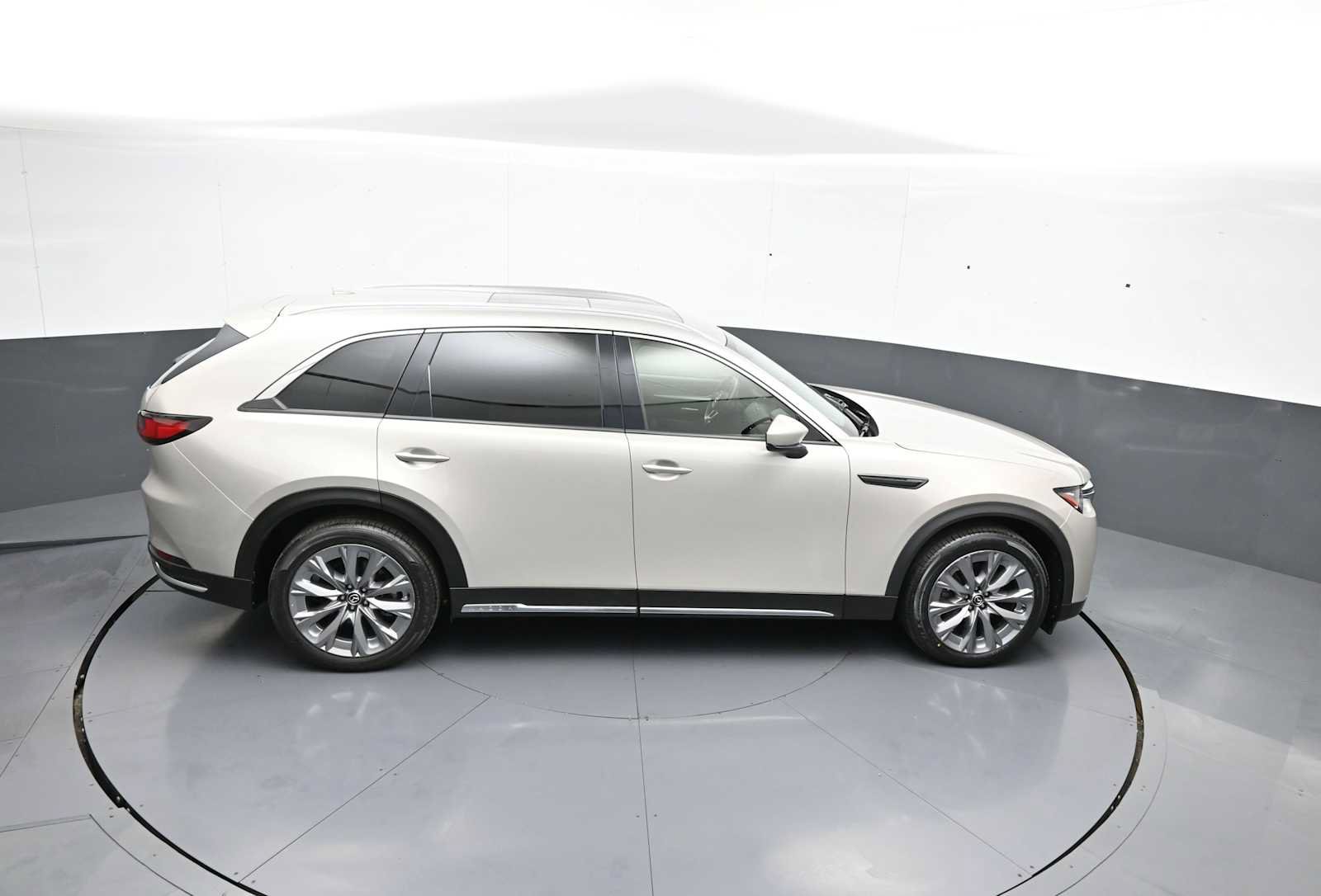 Used 2024 MAZDA CX-90 3.3 Turbo w/ Premium Package AWD/4WD image 40