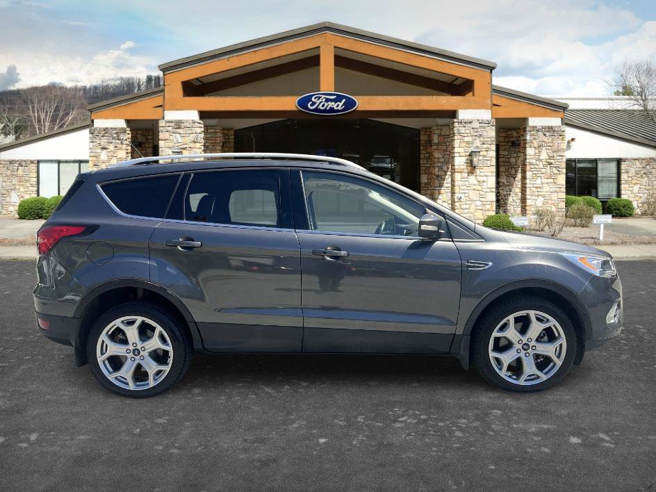 Used 2019 Ford Escape Titanium AWD/4WD image 4