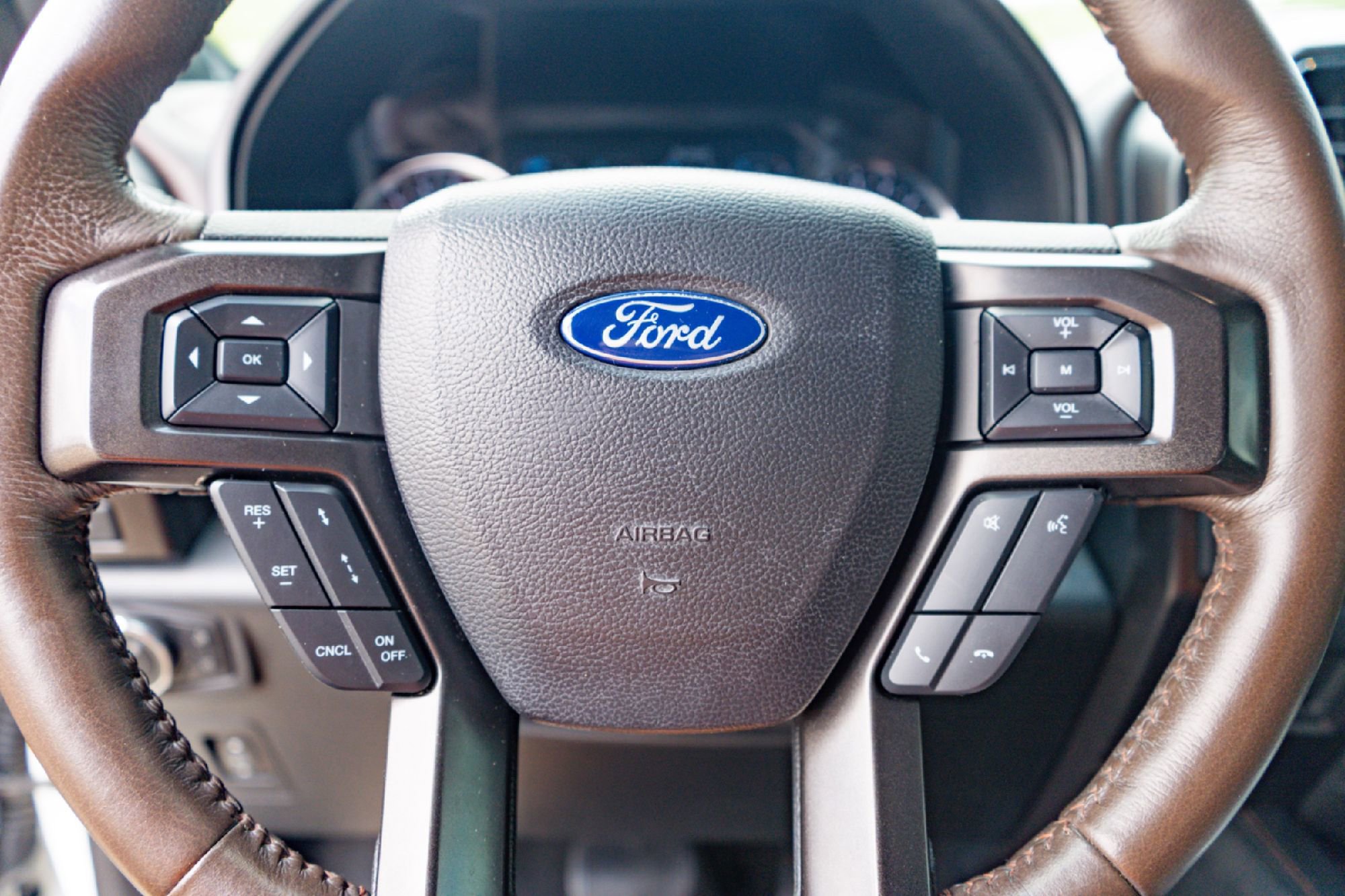 Used 2021 Ford Expedition Max King Ranch w/ Cargo Package AWD/4WD image 11