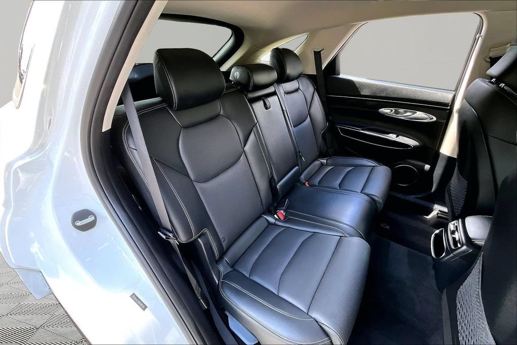 Used 2024 Genesis GV70 2.5T AWD/4WD image 20