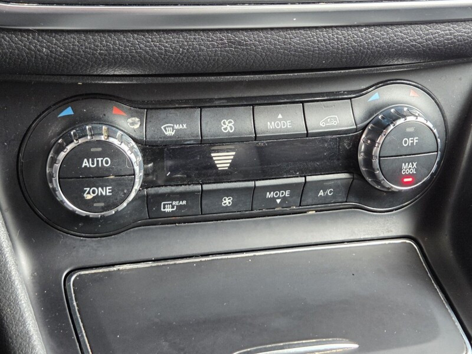 Used 2020 Mercedes-Benz GLA 250 4MATIC image 31