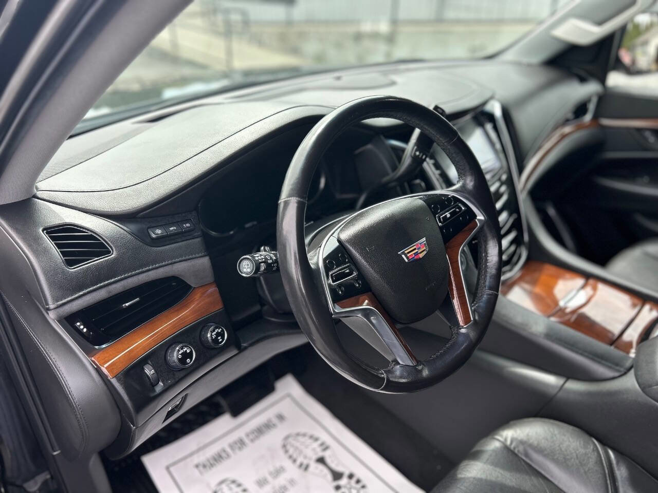 Used 2019 Cadillac Escalade Premium Luxury image 9