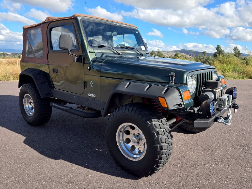 Used 1997 Jeep Wrangler SE AWD/4WD image 2
