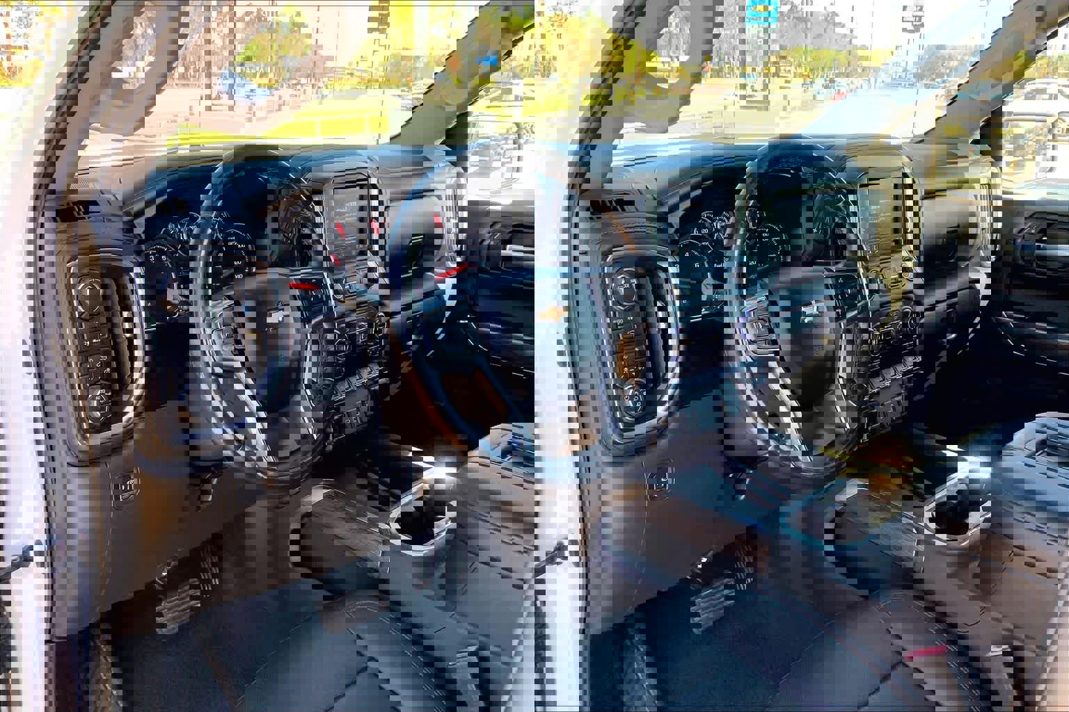 Used 2021 Chevrolet Silverado 1500 LTZ w/ LTZ Convenience Package II image 17