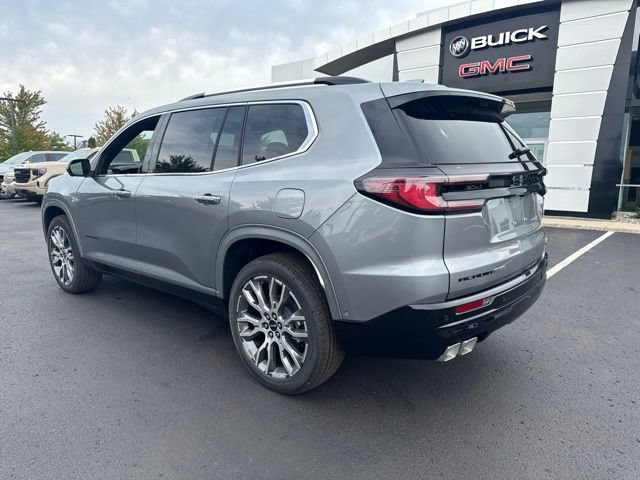 New 2027 GMC Acadia Denali Ultimate w/ LPO, Black Badging Package AWD/4WD image 7
