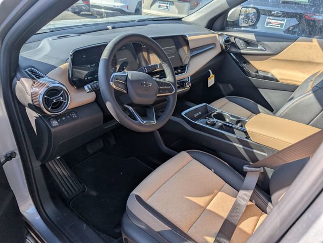 New 2026 Chevrolet Equinox ACTIV w/ Convenience Package III AWD/4WD image 13