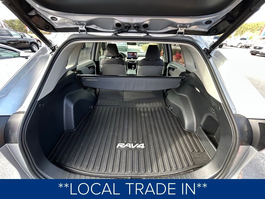 Used 2023 Toyota RAV4 XLE image 11